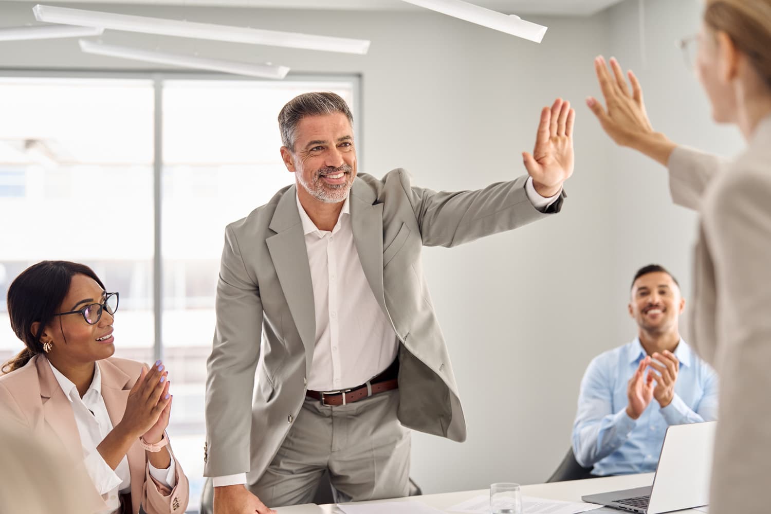 Leadership e umiltà: un binomio strategico per il benessere aziendale.